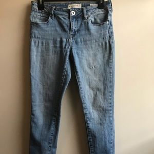 Bullhead skinny jeans